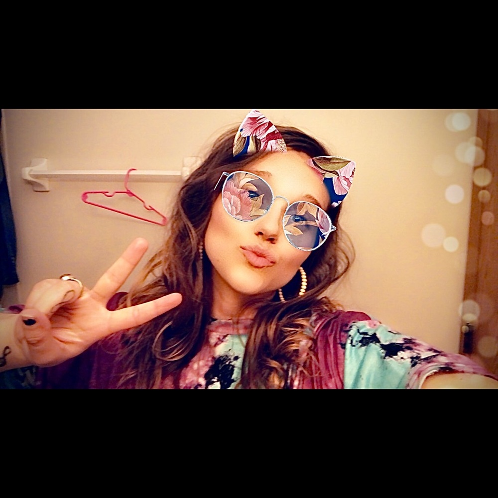 Meet your Posher, Devynne